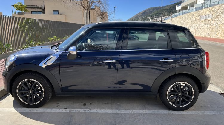 Precioso Mini Cooper D Countryman motor 2.0 diesel 2014