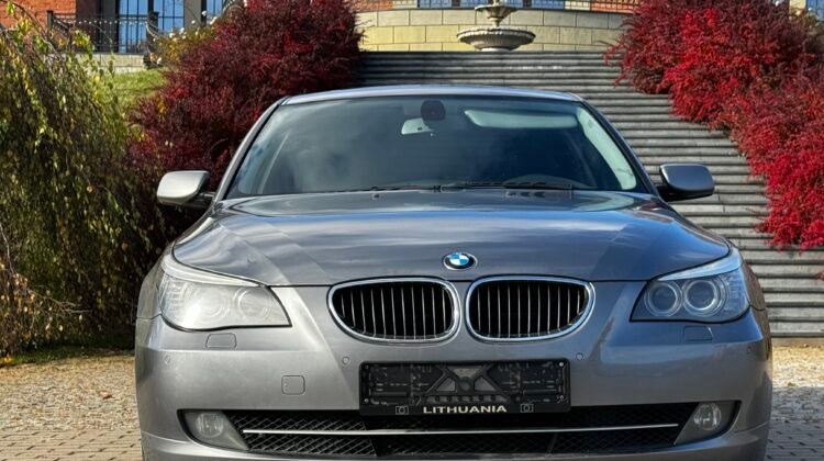 BMW 2008 525i