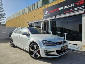 VW Golf 2.0 TSI DSG GTI Performance BMT